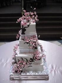 wedding photo - Gâteau de mariage de fleurs de cerisier