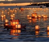 wedding photo - Floating Lanterns. 