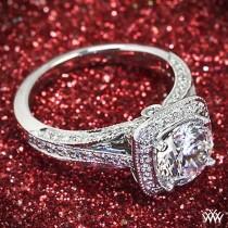 wedding photo - 18k White Gold Ritani Masterwork Kissen Halo Gewölbe Milgrain Diamant-Verlobungsring