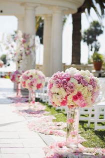 wedding photo - Vase Arrangement 