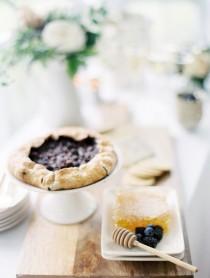 wedding photo - Wedding Eats & Treats