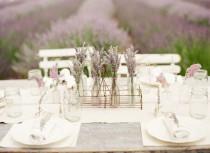 wedding photo - Lavendel Empfang im Freien Tabelle
