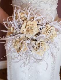 wedding photo - 18 Ideas For Alternative Wedding Bouquets