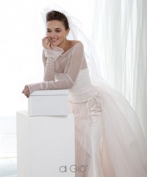 wedding photo -  Long Sleeved & 3/4 Length Sleeve Wedding Gown Inspiration