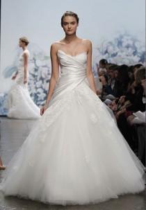 wedding photo - Dress of the Day: Monique Lhuillier Tulle Ball Gown