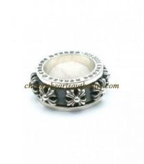 wedding photo - Chrome Hearts Silver Cross Engraved Ring