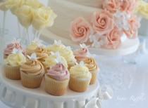 wedding photo - Mini Cupcakes