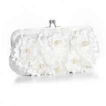 wedding photo - Floral Purse with Pearl Accents