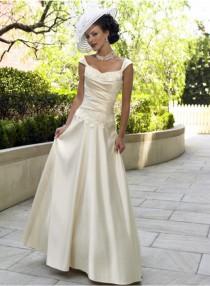 wedding photo -  A-line Off-the-shoulder V-neck Lace Applique Empire Floor-length Wedding Dresses WE0121