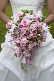 wedding photo - Cascade Bouquets