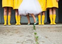 wedding photo - Cool Ways To Embrace A Rainy Wedding Day Forecast