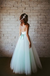 wedding photo - Mint Green Wedding Palette Inspiration