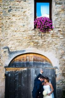 wedding photo - Romantic Wedding With Retro Touches In Provence 