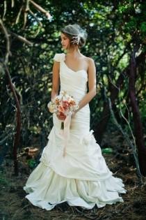wedding photo - حزام الكتف واحد فستان زفاف إلهام