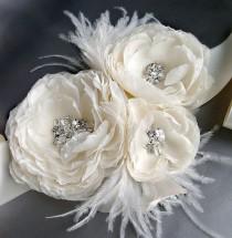 wedding photo - Weddings - Vintage Flowers, Bows & Garters
