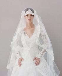 wedding photo - Ethereal Beauty from Elizabeth Messina & MunaLuchi Magazine