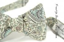 wedding photo - Pocket Squares and Bow Ties for the Groom