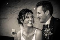 wedding photo - Sourires et papier coeurs