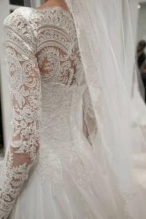 wedding photo - Robe de mariée dentelle Lovers Inspiration