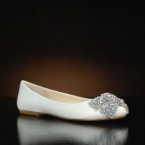 wedding photo - A Guide to Choosing Cute Flat Wedding Shoes