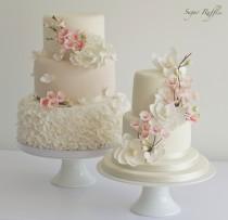 wedding photo - Gâteaux de mariage de fleurs de cerisier