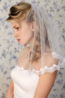 wedding photo - One Tier Wedding Veil A1