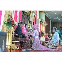 wedding photo -   Dlm  Adat  Riana+Yossy  Di 