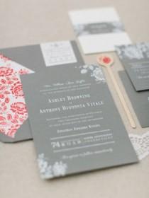wedding photo - Gris et White Foil Invitations de mariage d'Ashley Anthony