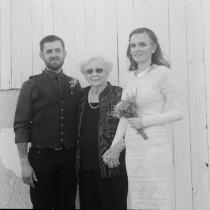 wedding photo - Farmers Daughter Gets Married