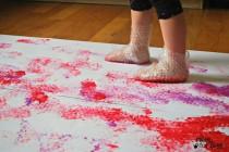 wedding photo - How to Make Bubble Wrap Stomp Painting - DIY & Crafts - Handimania