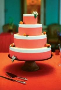 wedding photo - Superbe gâteau de mariage et de petit gâteau Idées