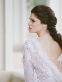 wedding photo - Fashionable Bridal Editorial In Greece