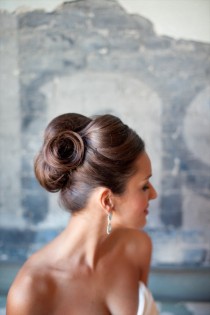 31 Wedding Hairstyles: Day 23 - Sleek Updo wedding photo - 31 Wedding Hairstyles: Day 23 - Sleek Updo