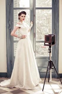 wedding photo -  A-line wedding dress with cut-out detail, bead lace in classic split gown Code MM004