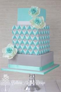 Stunning Wedding Cake & Cupcake Ideas wedding photo - Stunning Wedding Cake & Cupcake Ideas