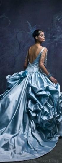 wedding photo - Платья Красивые Голубые......