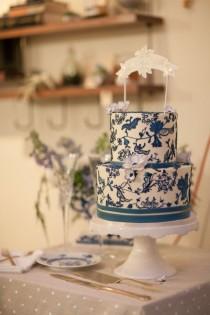 wedding photo - Cake With Toile Pattern