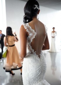 wedding photo - Rückenfreie Brautkleider