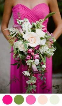 wedding photo - 10 Colorful Bouquets For Your Wedding Day!