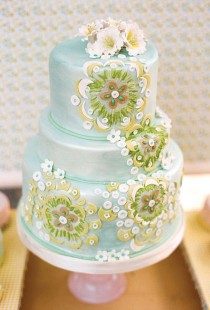 wedding photo - Mini Wedding Cakes With Flowers