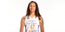 wedding photo - Brittney Griner Proposes To Her Girlfriend... And We're All Emotional Over These Beautiful Photos