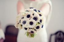 wedding photo - 10 Popular Wedding Flowers