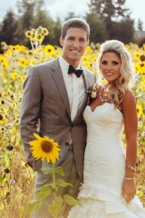 wedding photo - Real Wedding: Sunflowers and Love - Belle the Magazine . The Wedding Blog For The Sophisticated Bride