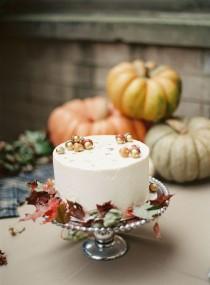 wedding photo - Fall Wedding Cake