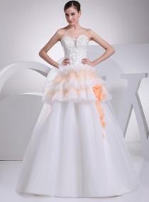 wedding photo - sweetheart wedding dress