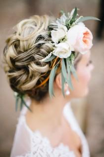 wedding photo -  :: Bridal Hairstyles ::