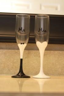 wedding photo - Mr. And Mrs. Wedding Champagne Flutes Painted Glasses