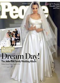 wedding photo - Kleid der Woche: Angelina Jolie in Versace