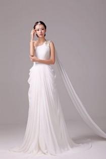wedding photo - One Shoulder Strap Wedding Dress Inspiration