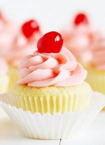 wedding photo - Cherry Limeade Cupcakes